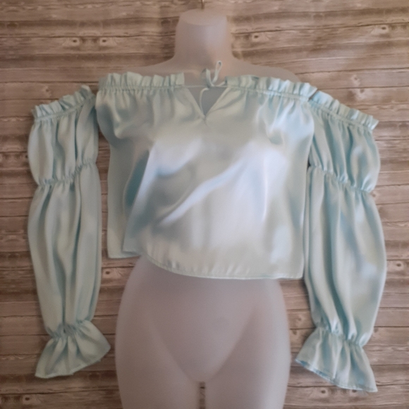 Forever 21 Tops - *NWT* Forever 21 Crop Top